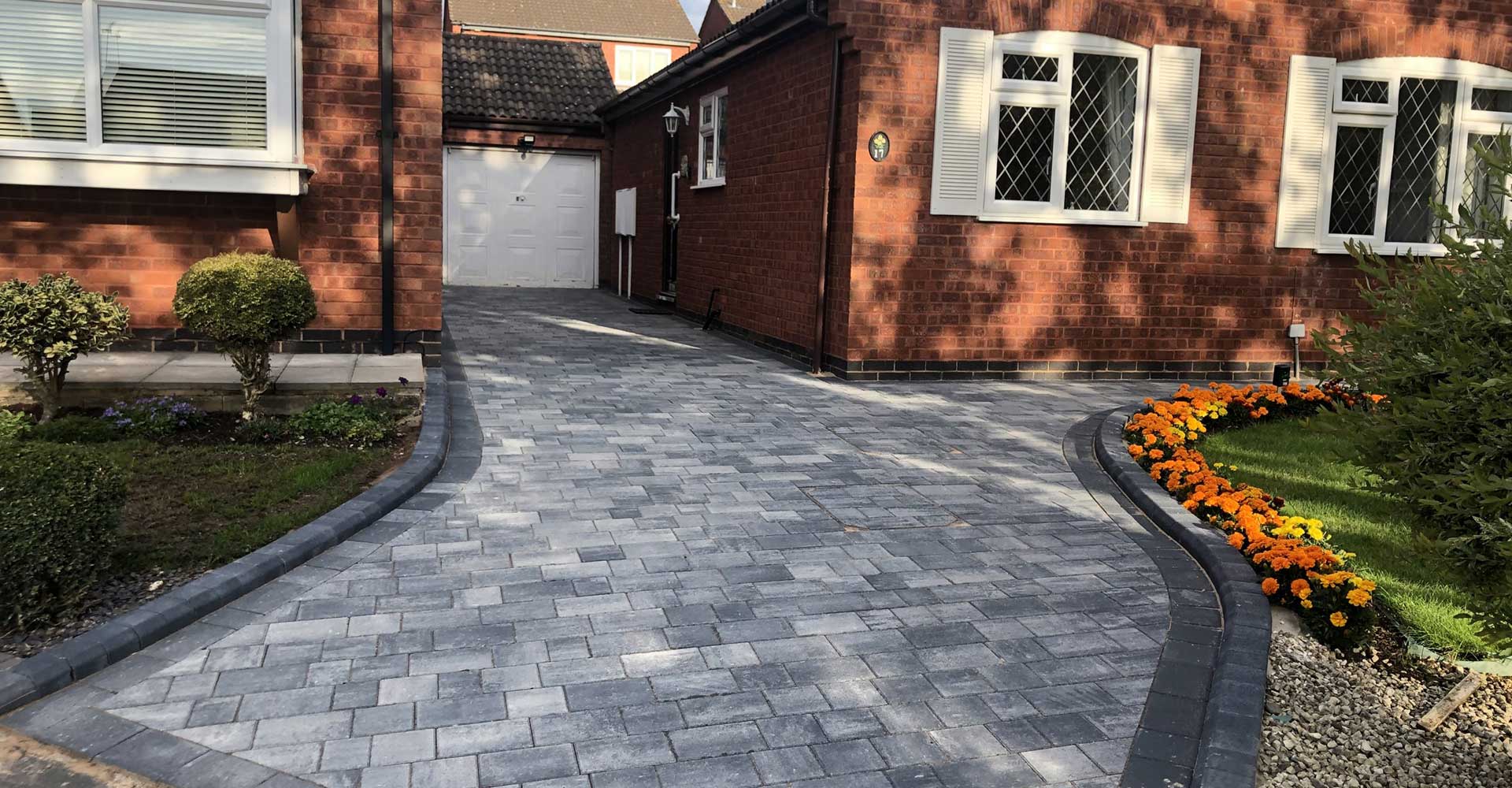 Cobble paving driveway installation